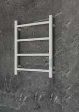 Cargar imagen en el visor de la Galería, Toallero Eléctrico Ladder 4 Blanco 35W
 фото 3